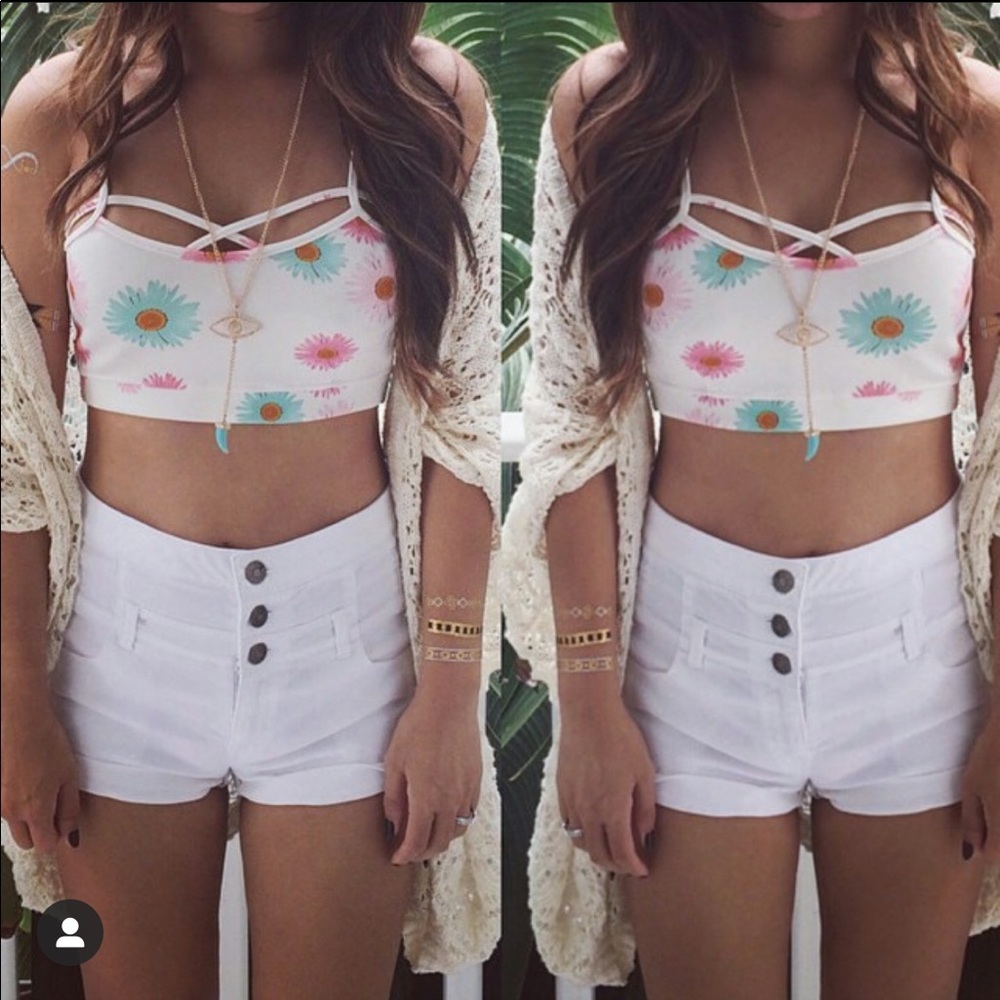 Cage floral crop top from iwearsin (size M)